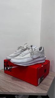 Nike LDWAFFLW SACAI WHITE 二手