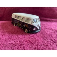1962 Volswagen Classical Bus with Decal Scale 1:32 (w/ paint chips as is to photo)