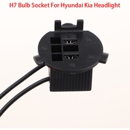 1Pcs Car Headlight Base H7 Bulb Socket For Hyundai Kia Sonata Coupe Santafe Veloster Lamp Holder