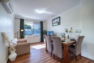 Aurora A1&B1 Airport Haven - Quick Access, Comfy & Free Parking