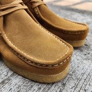 Sepatu Boots Sneakers Moctoe Clarks Wallabee Brown Suede