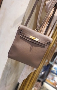 Hermes Etoupe/Gold Kelly Ado Backpack 二手 大象灰 金扣 Kelly Ado 後背包 背囊