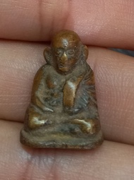 G42 หลวงพ่อเงิน เนื้อโลหะทองเหลือง พิมพ์นิยม#พระพุทธคุณครอบจักรวาล #เครื่องราง ฐานกว้าง:1.5ซม.สูง2ซม