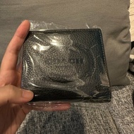 Coach 荔枝紋牛皮 浮雕logo短夾