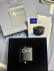 PIQO smart mini projector 極細 1080p HD智能投影機