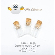 MrGenerie 0.5mL Mini Glass Bottle / 1pcs Mini Glass Bottle 0.5mL / Glass bottle with cork cap 0.5mL 