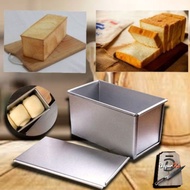 20x10 cm bread pan with lid