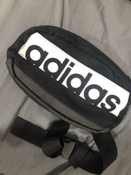 Adidas二手腰包