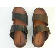 [READY STOCK]DR CARDIN SANDALS
- D-AXY-7396