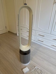 Dyson Pure Cool TP04 (no power for parts or repair)