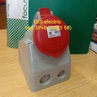 Order Now Yes Surface Mounting Socket Legrand 16A 4Pin 3P+E (Female) 3Phase