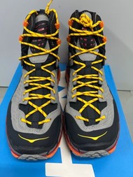Hoka One One Tor Ultra Hi US9.5 Black Chili Pepper