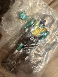 幪面超人模型 Kamen Rider Figure - Green and Gold