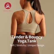 MOVING PEACH Women Sports bra Slim Fit Yoga Top Droplet-Shaped Hollow Back Removable Bra Cups Pilate