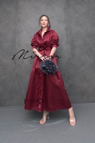 🔖ป้าย​ MIRRORSISTER​ [SALE​ ต่ำกว่าทุน] (นางแบบใส่ชุดขาย)​ MaZeN Gothic Shirt Dress เดรสเชิ้ตยาวซาติ