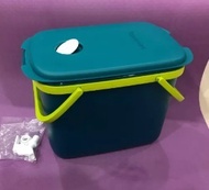 ready stock- Tupperware 10L Water wonder N All water dispenser in dark green