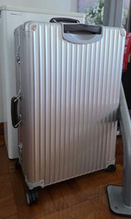 Rimowa Classic Flight MW 73 Silver Suitcase