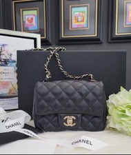 (SOLD)Chanel 黑金 mini square 方胖 17cm