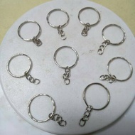 Regular hanger contains 100