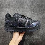 Louis Vuitton LV Trainer Maxi 鞋