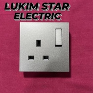 UNIVERSAL PLUG + SWITCH SIMON I7 GREY/ STOP CONTACT AC SIMON i7