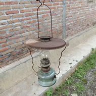 Vintage Vintage ndeso Gembeng Oil Lamp