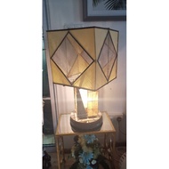 Scandinavian modern upscale ultra luxurious table lamp