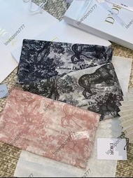 🌟官網授權商家🌟Dior 新款伊如動物叢林絲羊絨圍巾長款披肩