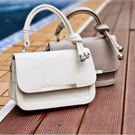 Mikaila Sling Bag 19 x 12
