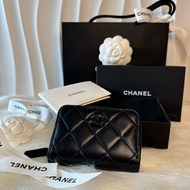 Chanel so black cardholder