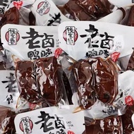 Collection of delicious quality short duck neck three squirrels, bestore, lauluyabo