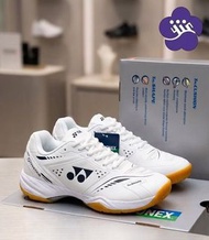 全新 Yonex Stratas 輕量羽球鞋