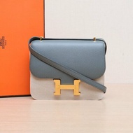HERMES Constance康康1963杏仁綠Epsom皮Z刻金扣肩背包