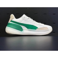 Horse Basketball Shoes ️
Puma Clyde Hardwood
