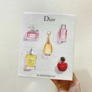 Dior 30 Montaigne 迷你香水城堡五件套