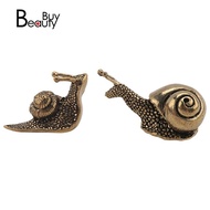 2Pcs Snail Decor Outdoor Pond Garden Snail with Decor Effect the Meaning of the Snail Walk Slowly