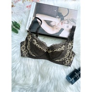  Women's Bra size Label: C70/32