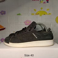 sepatu second branded original/Adidas superstar size 40