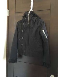 日本 moussy 黑色長袖連帽短版外套 0號
