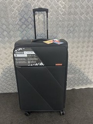 New ： American Tourister 30 吋可擴展行李箱； American Tourister 30 inch expandable luggage 78 x 46 x 29cm （ 