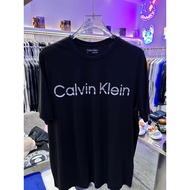 CALVIN KLEIN SLICED STANDARD GRAPHIC TEE