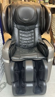 OSIM uDivine V  4手天王按摩椅