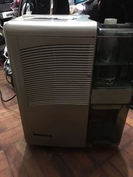 Innotec 三合一抽濕、保濕、浄化機二手已經清洗內外一切正常機背有花一面蓋冇左不影響功能西貢區取