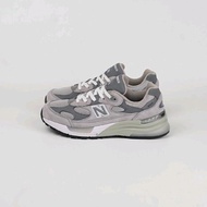 Sepatu Sneakers Casual NB 992 Gre* White