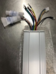 มอเตอร์บัสเลส DC แบบเกียร์ พร้อมกล่องควบคุมมอเตอร์ 350w 550w 800w 24v / กล่องควบคุม 24v / กล่องควบคุ