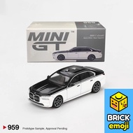 Mini GT 959 Bmw i7 xDrive60 Alphine White / Black Sapphire RHD 1/64