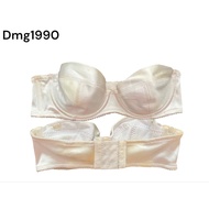 C Dmg1990 branded bra foam underwire bra Rijeck stain size 32A