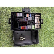 VOLKSWAGEN GOLF MK7 GENUINE ENGINE COMPARTMENT FUSE AND RELAY BOX MODULE ( 2G-3D-H356 )
