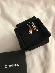 Chanel logo ear cuff耳環耳骨夾