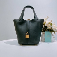 TW4677 Hermes 愛馬仕 菜籃子 黑色金扣 Picotin 18 TC Black x GHW